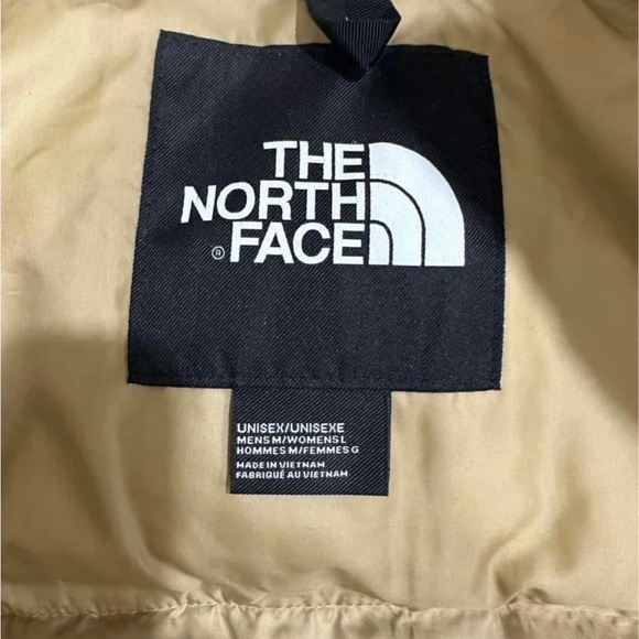 The North Face Nuptse Puffer Jacket - Picture 3 of 3